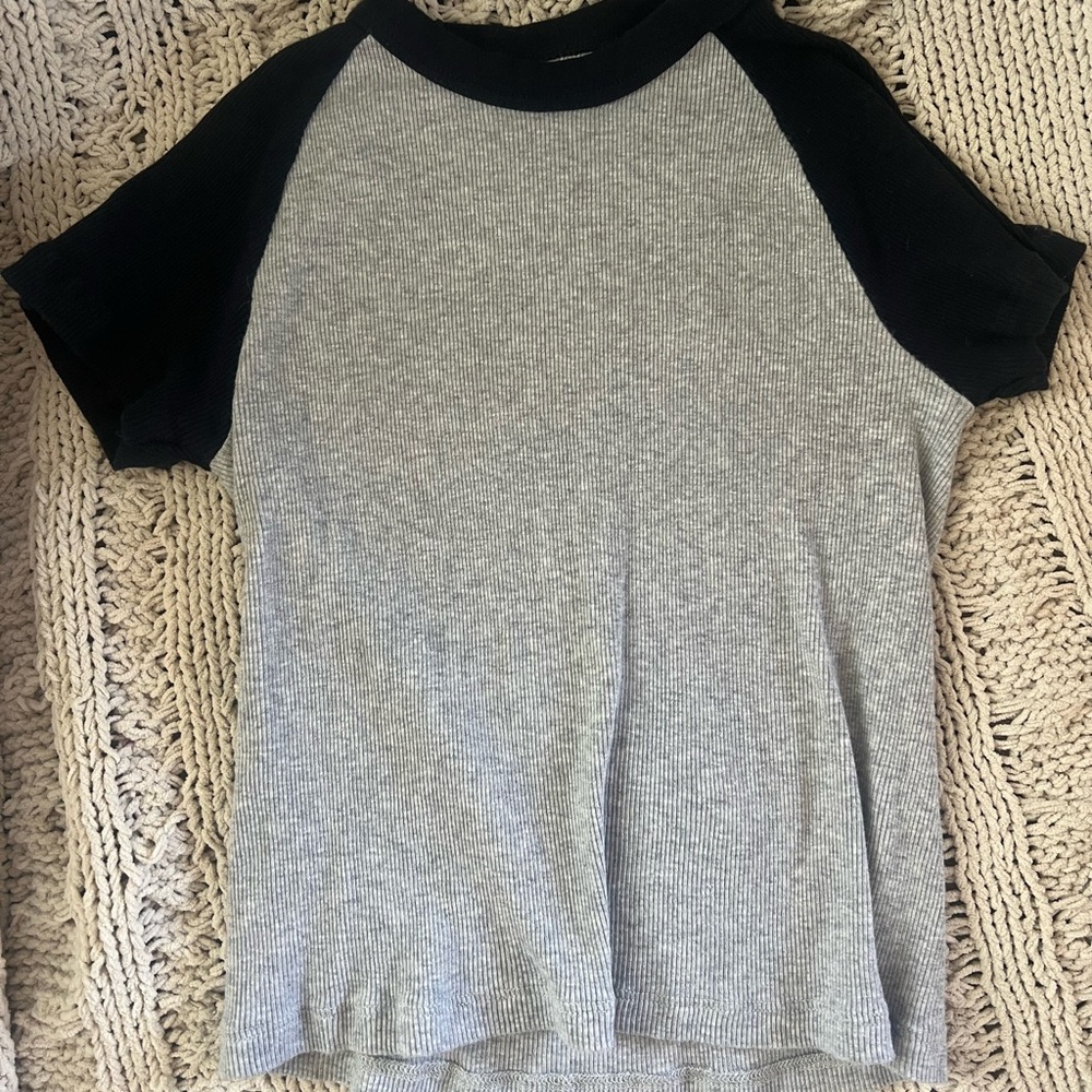 BRANDY MELVILLE grey and blue shirt